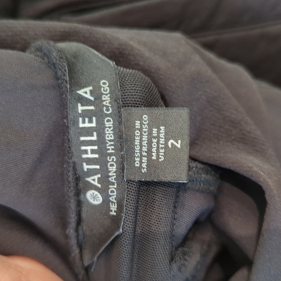 Athleta headlands hybrid cargo women's size 2 black pants zip pockets - Picture 9 of 11